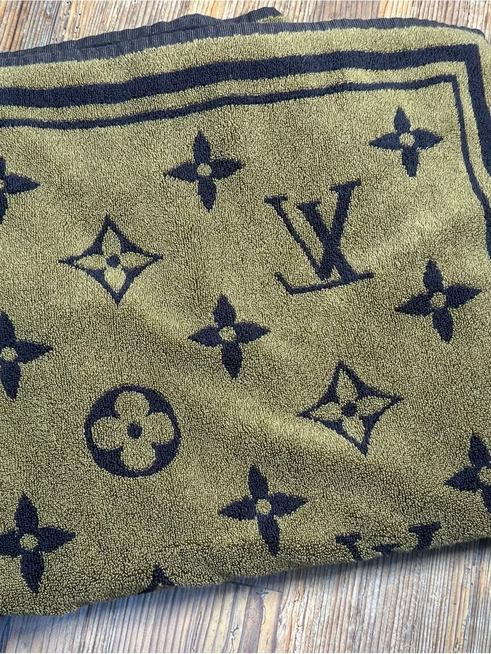 Louis Vuitton Black & Gold Monogram Beach Towel